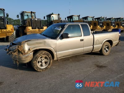 2003 CHEVROLET S TRUCK S10 1GCCS19X438174477 - główne zdjęcie licytacji z USA - miniatura