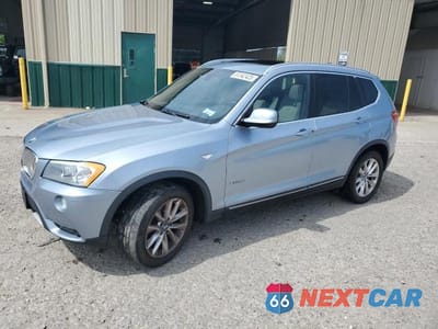 2013 BMW X3 XDRIVE28I 5UXWX9C56D0D05477 - główne zdjęcie licytacji z USA - miniatura