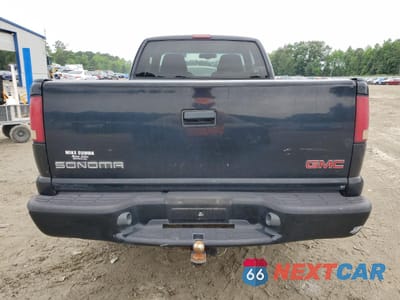 Zdjęcie 6 z 14 samochodu: 2002 GMC SONOMA VIN:1GTCS19W528109871 - miniatura