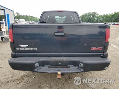 Zdjęcie 6 z 14 samochodu: 2002 GMC SONOMA VIN:1GTCS19W528109871 - miniatura