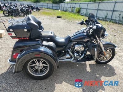 2013 HARLEY-DAVIDSON FLHTCUTG TRI GLIDE ULTRA CLASSIC 1HD1MAM18DB850324 - główne zdjęcie licytacji z USA - miniatura