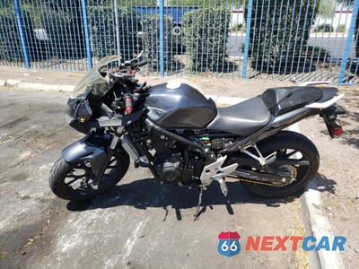 Trzecie zdjęcie samochodu z tyłu: 2015 HONDA CBR500 R VIN:MLHPC4461E5100689 - miniatura