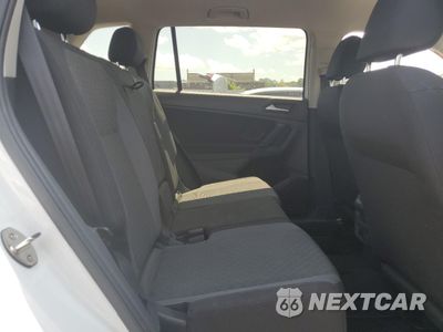 Zdjęcie 11 z 14 samochodu: 2019 VOLKSWAGEN TIGUAN S VIN:3VV0B7AXXKM004301 - miniatura