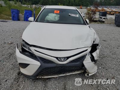 Piąte zdjęcie samochodu w środku: 2020 TOYOTA CAMRY SE VIN:4T1G11AK6LU937090 - miniatura
