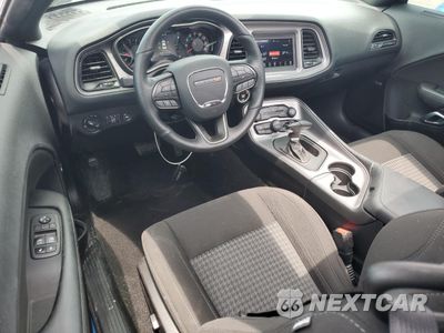 Zdjęcie 8 z 15 samochodu: 2023 DODGE CHALLENGER SXT VIN:2C3CDZGG3PH645552 - miniatura