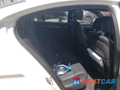 Zdjęcie 10 z 12 samochodu: 2020 BMW M550XI VIN:WBAJS7C02LBN96544 - miniatura