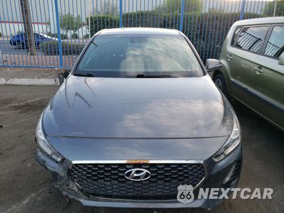 Piąte zdjęcie samochodu w środku: 2018 HYUNDAI ELANTRA GT SPORT VIN:KMHH55LC1JU035272 - miniatura
