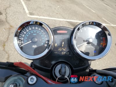 Zdjęcie 7 z 10 samochodu: 2024 KAWASAKI ZR900 N VIN:JKAZR2N18RA004468 - miniatura