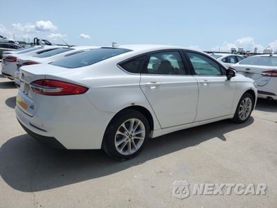 Trzecie zdjęcie samochodu z tyłu: 2020 FORD FUSION SE VIN:3FA6P0LU9LR262369 - miniatura