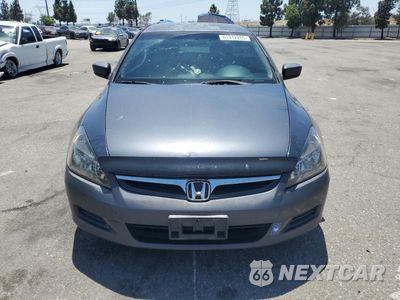 Piąte zdjęcie samochodu w środku: 2007 HONDA ACCORD LX VIN:1HGCM56467A221147 - miniatura