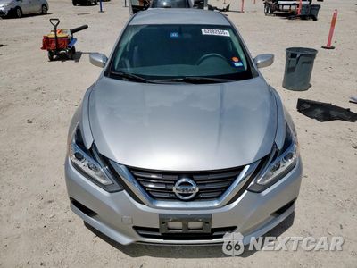 Piąte zdjęcie samochodu w środku: 2016 NISSAN ALTIMA 2.5 VIN:1N4AL3AP9GN345345 - miniatura