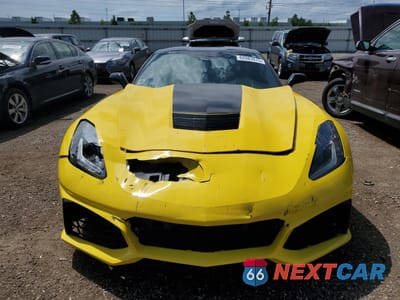 Piąte zdjęcie samochodu w środku: 2016 CHEVROLET CORVETTE STINGRAY 3LT VIN:1G1YF2D77G5108979 - miniatura