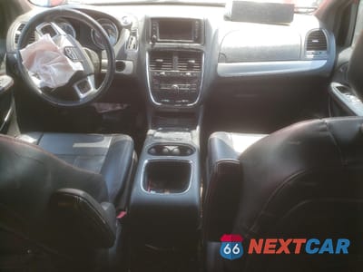 Zdjęcie 8 z 15 samochodu: 2014 DODGE GRAND CARAVAN R/T VIN:2C4RDGEG0ER148642 - miniatura