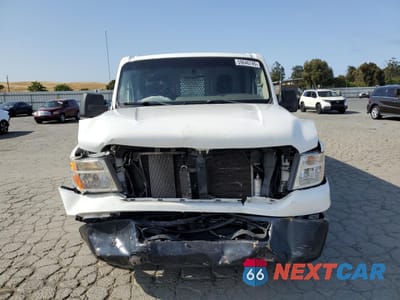 Piąte zdjęcie samochodu w środku: 2016 NISSAN NV 1500 S VIN:1N6BF0KM8GN814091 - miniatura