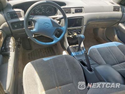Zdjęcie 8 z 12 samochodu: 2001 TOYOTA CAMRY CE VIN:4T1BG22K61U079209 - miniatura