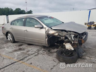Czwarte zdjęcie samochodu z boku: 2012 NISSAN ALTIMA BASE VIN:1N4AL2AP3CC192655 - miniatura