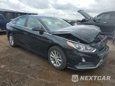 Czwarte zdjęcie samochodu z boku: 2018 HYUNDAI SONATA SE VIN:5NPE24AF5JH619708 - miniatura