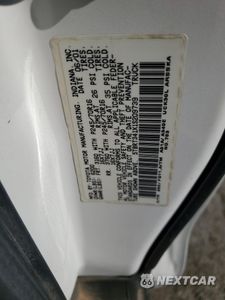Zdjęcie 12 z 14 samochodu: 2001 TOYOTA TUNDRA ACCESS CAB VIN:5TBRT341X1S209739 - miniatura