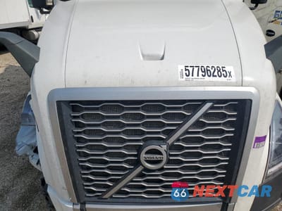 Zdjęcie 7 z 10 samochodu: 2021 VOLVO VN VNL VIN:4V4NC9EHXMN269071 - miniatura