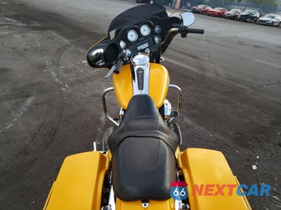 Zdjęcie 6 z 8 samochodu: 2013 HARLEY-DAVIDSON FLHX STREET GLIDE VIN:1HD1KBM18DB654847 - miniatura