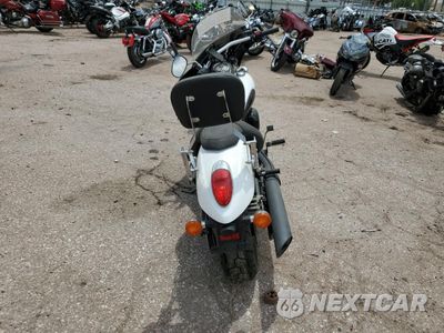 Czwarte zdjęcie samochodu z boku: 2016 KAWASAKI VN900 C VIN:JKAVN2C13GA065401 - miniatura