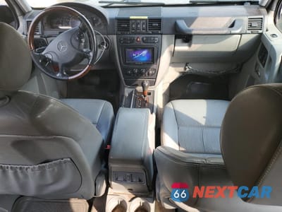 Zdjęcie 8 z 13 samochodu: 2003 MERCEDES-BENZ G 500 VIN:WDCYR49E83X135263 - miniatura