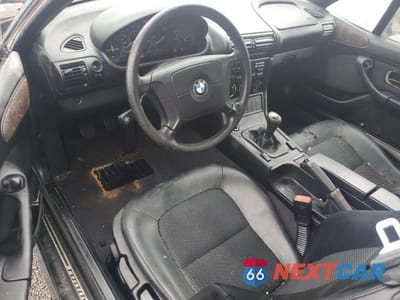 Zdjęcie 8 z 13 samochodu: 1996 BMW Z3 1.9 VIN:4USCH7324TLB73578 - miniatura
