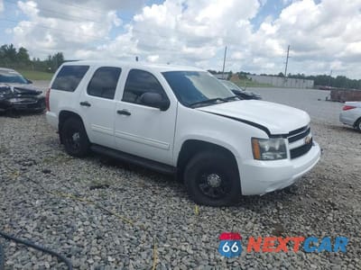 Czwarte zdjęcie samochodu z boku: 2014 CHEVROLET TAHOE POLICE VIN:1GNLC2E05ER220222 - miniatura