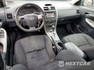 Zdjęcie 8 z 12 samochodu: 2013 TOYOTA COROLLA BASE VIN:2T1BU4EE4DC036178 - miniatura