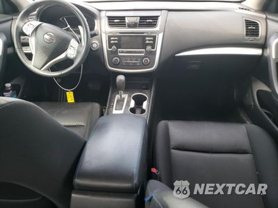 Zdjęcie 8 z 14 samochodu: 2017 NISSAN ALTIMA 2.5 VIN:1N4AL3AP1HN334485 - miniatura