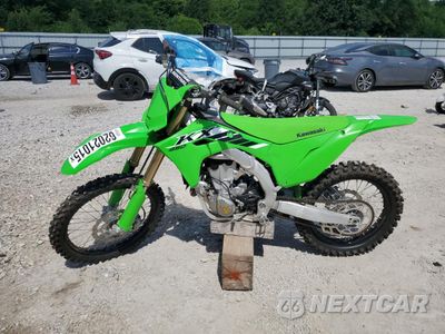Trzecie zdjęcie samochodu z tyłu: 2025 KAWASAKI KX450 M VIN:JKAKXGMC9SA010230 - miniatura