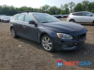 Czwarte zdjęcie samochodu z boku: 2016 VOLVO V60 T5 PLATINUM VIN:YV140MEM3G1293492 - miniatura