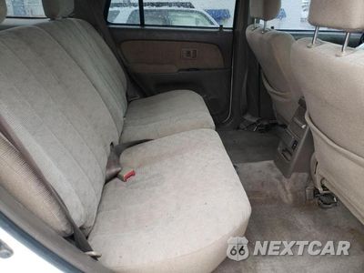 Zdjęcie 11 z 13 samochodu: 1999 TOYOTA 4RUNNER VIN:JT3HM84R6X0031492 - miniatura
