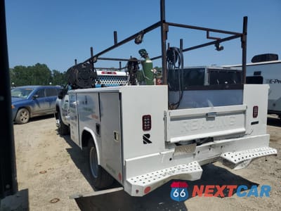 Drugie zdjęcie samochodu z przodu: 2024 CHEVROLET SILVERADO C3500 VIN:1GB3WRE78RF396893 - miniatura