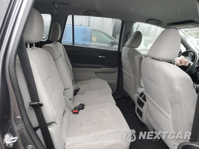 Zdjęcie 10 z 15 samochodu: 2019 HONDA PILOT EX VIN:5FNYF6H3XKB015094 - miniatura