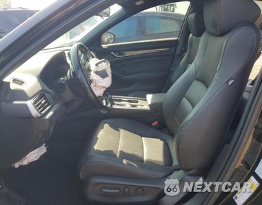 Zdjęcie 7 z 14 samochodu: 2020 HONDA ACCORD SPORT VIN:1HGCV1F30LA103411 - miniatura