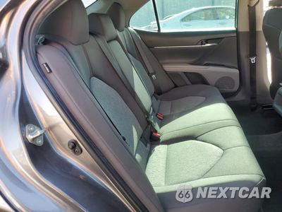 Zdjęcie 10 z 14 samochodu: 2019 TOYOTA CAMRY L VIN:4T1B11HK9KU841131 - miniatura