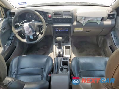 Zdjęcie 8 z 13 samochodu: 2004 ISUZU RODEO S VIN:4S2CK58W044303313 - miniatura