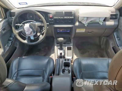 Zdjęcie 8 z 13 samochodu: 2004 ISUZU RODEO S VIN:4S2CK58W044303313 - miniatura