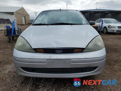 Piąte zdjęcie samochodu w środku: 2003 FORD FOCUS ZX3 VIN:3FAFP31393R185434 - miniatura