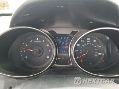 Zdjęcie 9 z 14 samochodu: 2014 HYUNDAI VELOSTER VIN:KMHTC6ADXEU196386 - miniatura