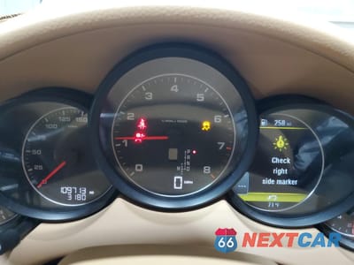 Zdjęcie 9 z 15 samochodu: 2012 PORSCHE CAYENNE VIN:WP1AA2A27CLA00916 - miniatura
