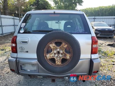 Zdjęcie 11 z 26 samochodu: 2005 TOYOTA RAV4 VIN:JTEGD20V650058496 - miniatura