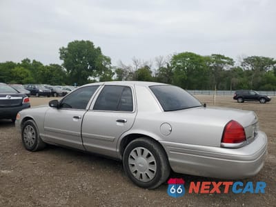 Drugie zdjęcie samochodu z przodu: 2011 FORD CROWN VICTORIA POLICE INTERCEPTOR VIN:2FABP7BV7BX172574 - miniatura