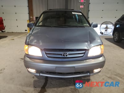 Piąte zdjęcie samochodu w środku: 2002 TOYOTA SIENNA LE VIN:4T3ZF13C42U437712 - miniatura