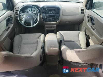 Zdjęcie 8 z 12 samochodu: 2001 FORD ESCAPE XLT VIN:1FMYU03181KE78292 - miniatura