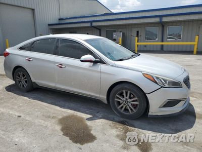 Czwarte zdjęcie samochodu z boku: 2016 HYUNDAI SONATA SE VIN:5NPE24AF4GH361299 - miniatura