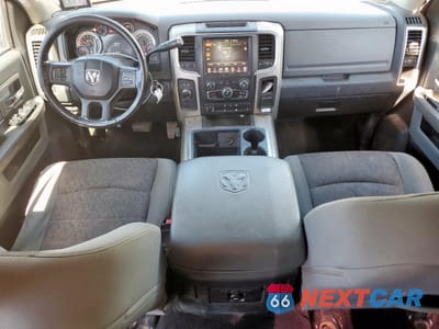 Zdjęcie 8 z 13 samochodu: 2014 RAM 3500 SLT VIN:3C63RRHL7EG146380 - miniatura