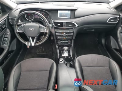 Zdjęcie 8 z 15 samochodu: 2019 INFINITI QX30 PURE VIN:SJKCH5CP4KA010228 - miniatura
