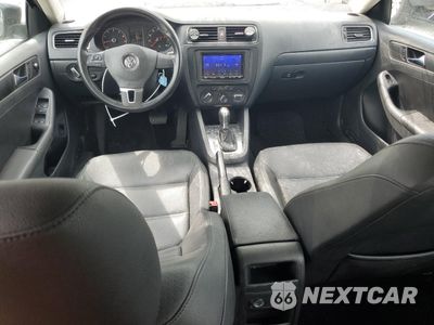 Zdjęcie 8 z 12 samochodu: 2011 VOLKSWAGEN JETTA SE VIN:3VWDZ7AJ6BM335395 - miniatura